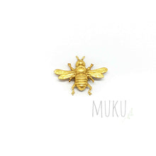 Load image into Gallery viewer, BRASS BEE BROOCHES - LADIES APPAREL