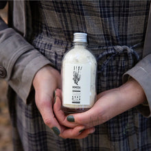 Load image into Gallery viewer, French Lavender & Oat Milk French Apothecary Bath Soak - physical