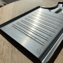 Load image into Gallery viewer, Japanese Aluminium Grater - Kitchen & Dining