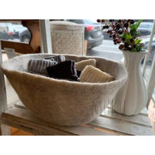 Load image into Gallery viewer, MUSKHANE REVERSIBLE FELT BOWL(LARGE) - physical