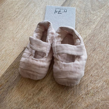 Load image into Gallery viewer, Numero 74 BABY BOOTIES - baby apparel