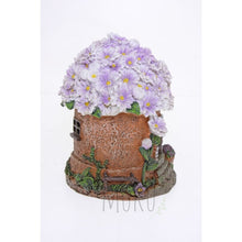 Load image into Gallery viewer, Purple flower Solar House - Decor