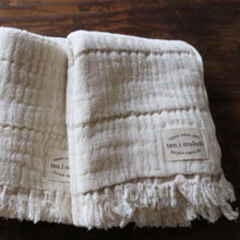 Load image into Gallery viewer, TENIMUHOH 4 LAYERD MUSLIN TOWEL - JAPAN PRODUCTS