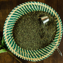 Load image into Gallery viewer, The Tea Collective- Loose Tea Leaves In A Glass Jar - Pure Peppermint- Organic Herbal - Kitchen