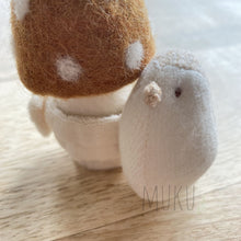 Load image into Gallery viewer, WRIST BAND BABY RATTLE - soft toy