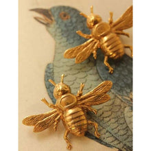Load image into Gallery viewer, BRASS BEE BROOCHES - LADIES APPAREL