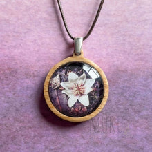 Load image into Gallery viewer, SASSAFRAS FLOWER PENDANT - LADIES APPAREL