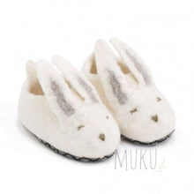 Load image into Gallery viewer, FELT baby / kids SLIPPERS Bunny - 18-19 (6-12 months) - FELT ITEM
