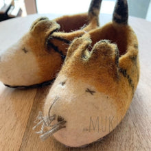 Load image into Gallery viewer, FELT baby / kids SLIPPERS TIGER - FELT ITEM
