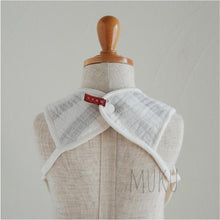 Load image into Gallery viewer, JAPANESE ORGANIC COTTON BIB
