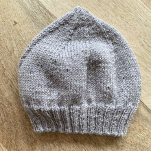 Load image into Gallery viewer, ACORN KIDS Pixi Beanie with Crochet Flowers - baby apparel
