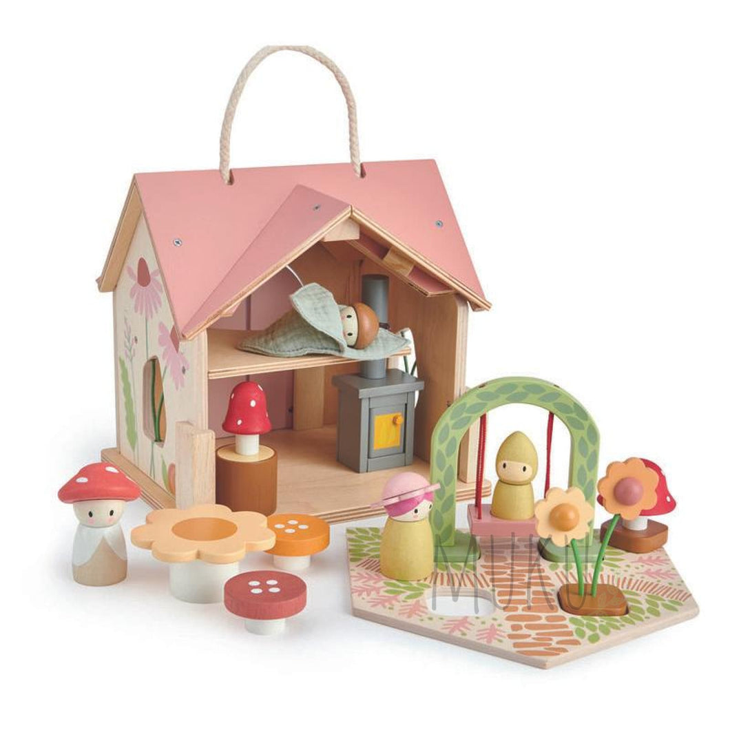 Merrywood Rosewood Cottage (mid DEC) wooden toy
