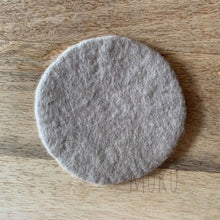 Load image into Gallery viewer, MUSKHANE PLACE MAT SMALL - SAND - FELT ITEM
